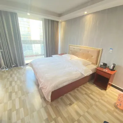 Dexinlou Hotel (Mall) Hotels near Yongfeng Bridge
