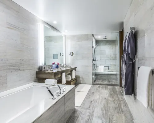 InterContinental Hotels LOS ANGELES DOWNTOWN by IHG Rooms Photos