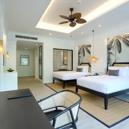Outrigger Koh Samui Beach Resort Отели рядом с достопримечательностью «Тхонг-Такиан»