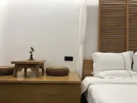 Zhaoqing Xingfuli Inn