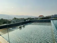 Travelodge Nimman Hotels near Galae Restaurant