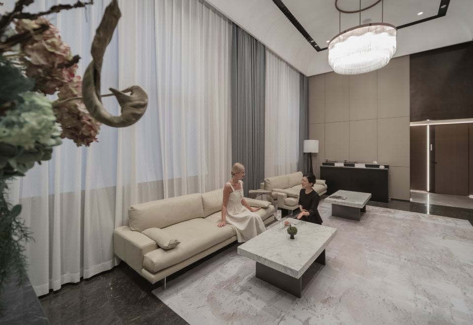 2. 더 원 이그제큐..