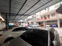 Zhenghua Hotel - parking