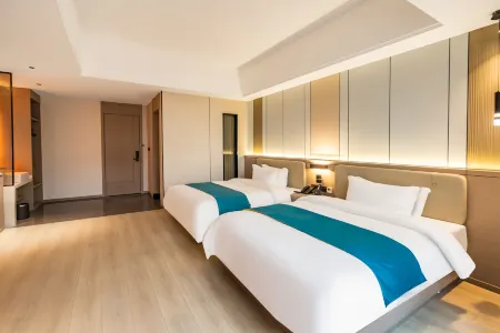 WAITO Hotel (Twin Peaks Gymnasium Hotel)