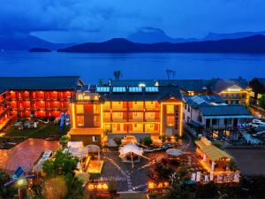 Yiduo Sky Mirror Resort Hotel (Wuhu Bangfang Wharf)