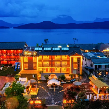 Yiduo Sky Mirror Resort Hotel (Wuhu Bangfang Wharf)