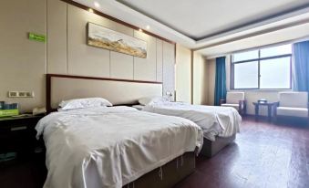 Zhonghao Business Hotel