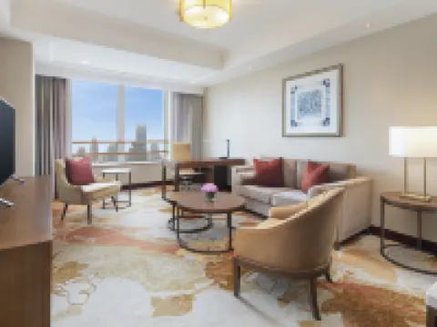 โรงแรมเรดิสัน บลู เซี่ยงไฮ้ นิวเวิลด์ โรงแรมในเซี่ยงไฮ้