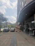 佳悅ホテル（河源高速鉄道駅） - 駐車場