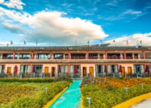 Purmei Lugu lake hotel