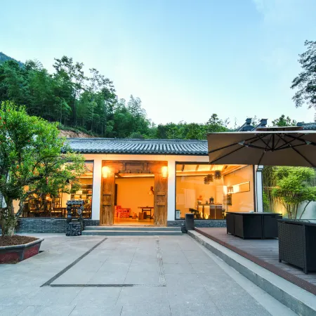 Shitai Qijing Mountain Residence