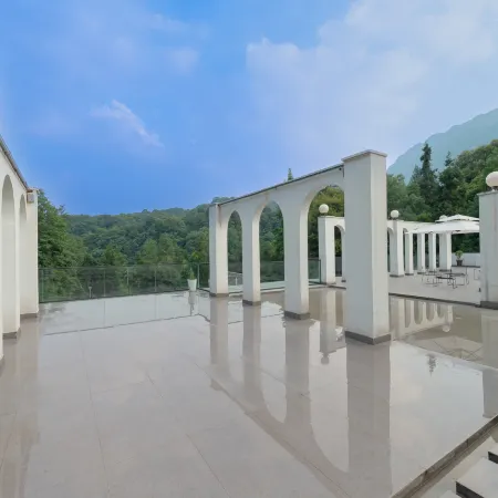 Bifengxia Lanshan Designer Homestay