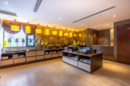 如家精選酒店（蘭州張掖路東口省政府地鐵站店）