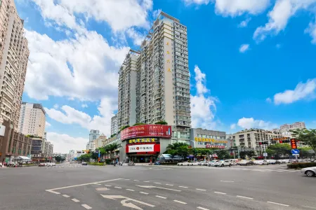Ruian Longcheng Business Hotel Отели рядом с достопримечательностью «Rui'an Square»