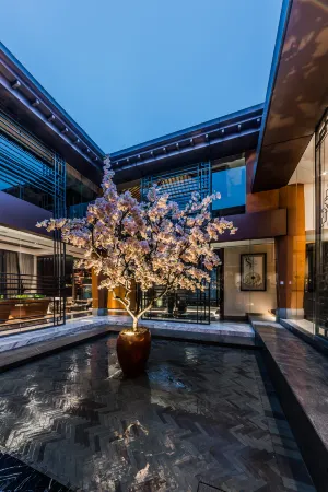 Shanghai Xiangxu Holiday Villa (Dongping National Forest Park)