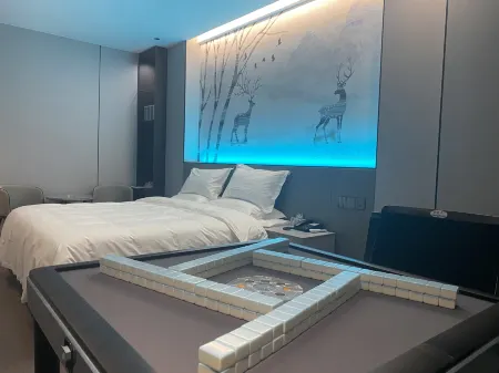 Walking Cloud Business Hotel Отели рядом с достопримечательностью «Jiajiazhuang Folk Customs Zoo»