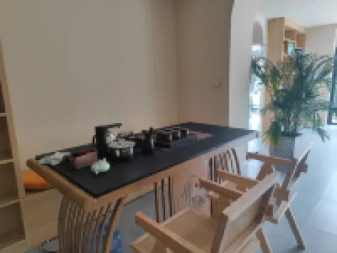 Turksville Huasu (Bayancheng Branch)