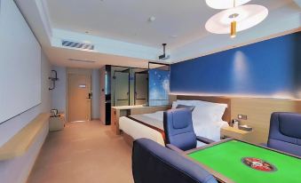 Heber Star Hotel (Shaodong High-speed Railway Station Commercial City Branch)