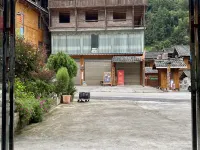Zhaoxing Dongzhai Lv'anju Inn