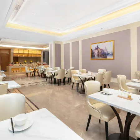 Vienna Hotel (Longnan Dongjiang Branch)