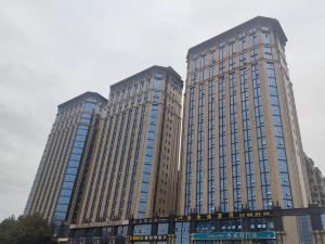 Yue Lanjing High-end Apartment Hotel (Chengdu Shenxianshu Branch)