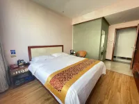 Tongren Renhe Grand Hotel