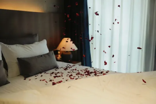 Shisanjian Demen Renli Sitang Yasu