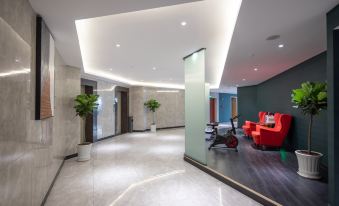 Xianxi Youth Travel Select Hotel (Xiangyin Huatai Branch)