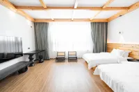 Courtyard 1 Hotel