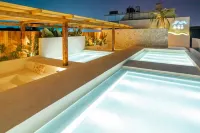 Puyuanshe Hostel - Swimmingpools