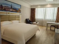 Lanfeng International Hotel Hotel in zona Fengcai Building