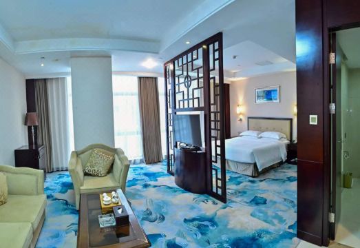 Huajun Hotel Hotel Overview