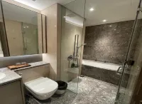 Holiday Luxury Ho Chi Minh Center