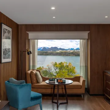 Jolie Vue Bontique Hotel(Elephant Trunk Hill and Two Rivers and Four Lakes )