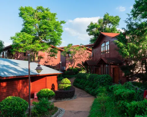 Shiquan Village Wooden House Hotel Hotels in Shilin Yi Autonomous County