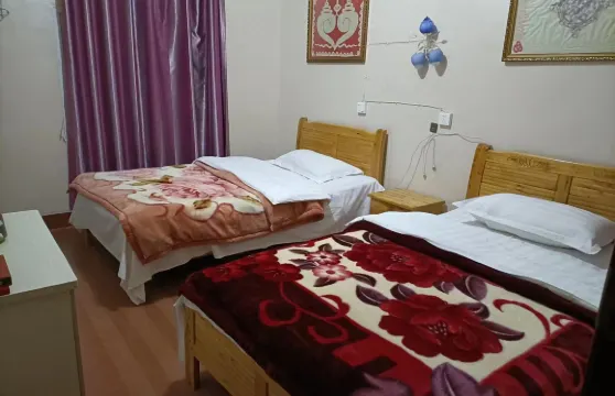 理縣畢棚溝朋蓮客棧