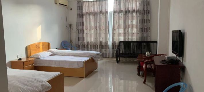 Lingtong Hotel Hotels in Pinghe