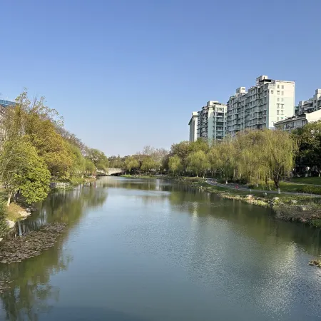 Kuobiehou Autonomous Homestay (Shuitingmen Lakeside Road)