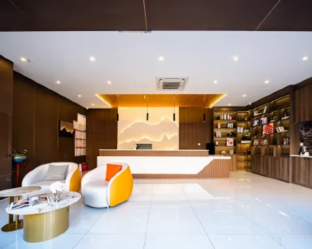 秋果家ホテル（泰安高速鉄道駅） 泰安のホテル