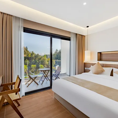 Jindu Meiju Hotel (Wuyuan High-Speed Railway Station)