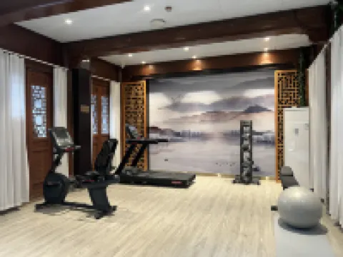 Tongren Zhongnanmen Ancient City·Fengyi Fanju Hotels in Tongren