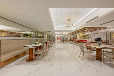 Madison Hotel Weihai Rongcheng Railway Station Отели в г. Жунчэн