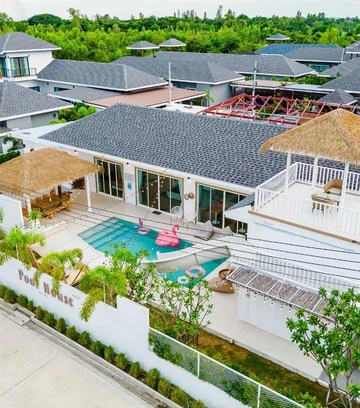 รูปภาพของพลูเฮ้าส์ พูลวิลล่าชะอำ