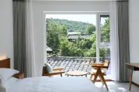 Qingchuan county Qingxi town phoenix White House homestay