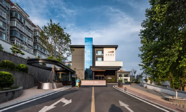 Cliffhub Hotel