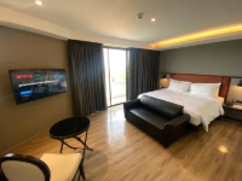 โรงแรมสการ์เลท (Hotel Scarlett) โรงแรมในนครศรีธรรมราช