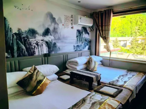 Wutai Mountain JinHui Chinese Inn (Wuye Temple) Отели в г. Утайшань