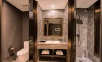 Starway Hotel (Qiqihar Railway Station)