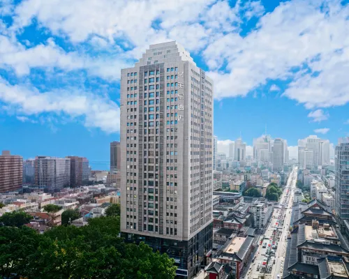 Mehood Theater  Hotel (Xi'an Bell and Drum Tower Daming Palace Longshouyuan Subway Station Branch) Hoteles cerca de Palacio Daming