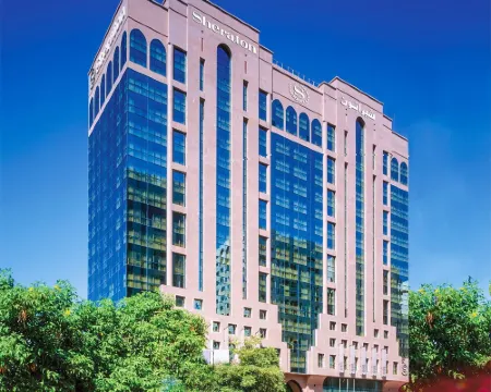 シェラトン カリディヤ ホテル アブダビのホテル